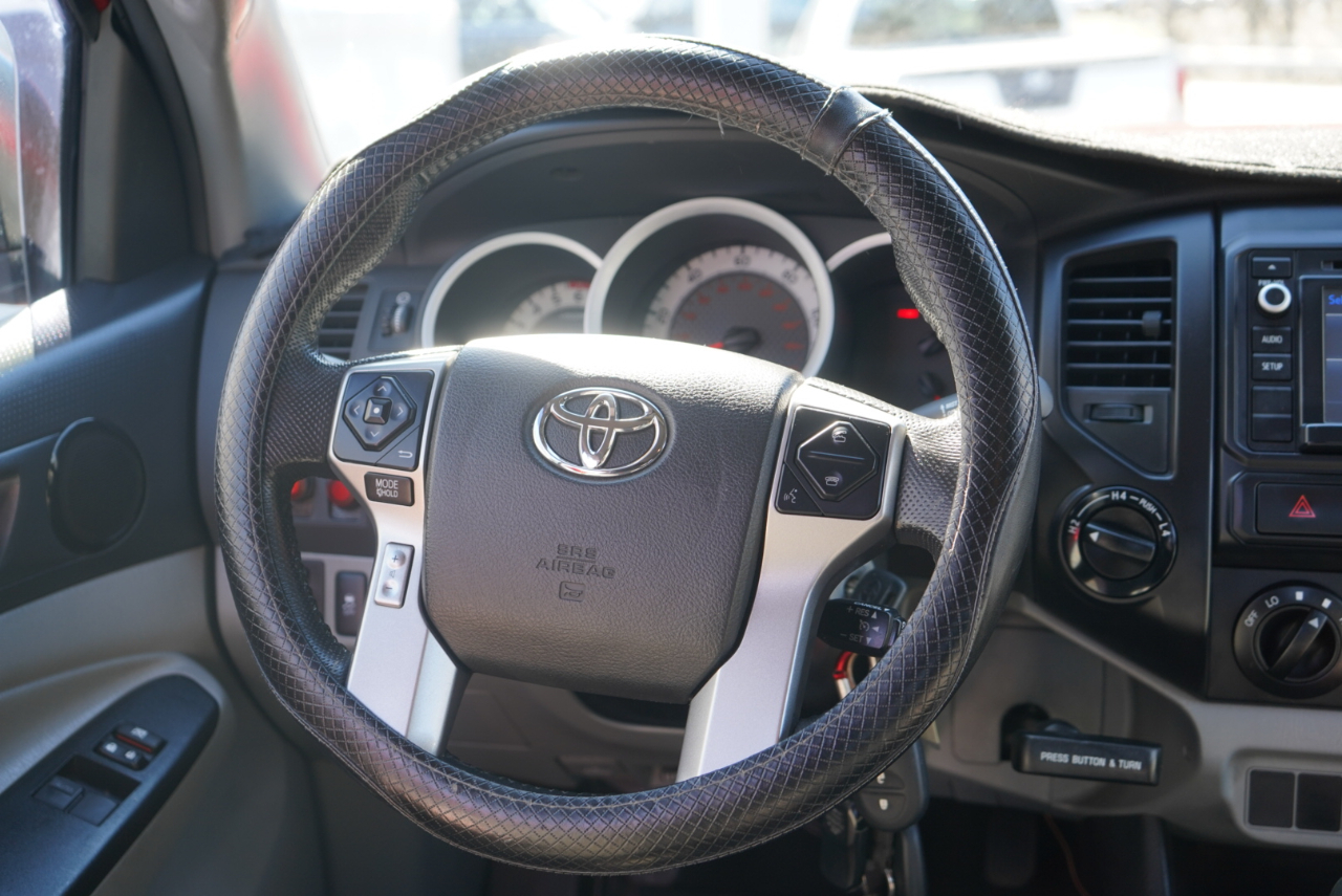 Toyota Tacoma 4WD Access Cab I4 AT (Natl) 2015