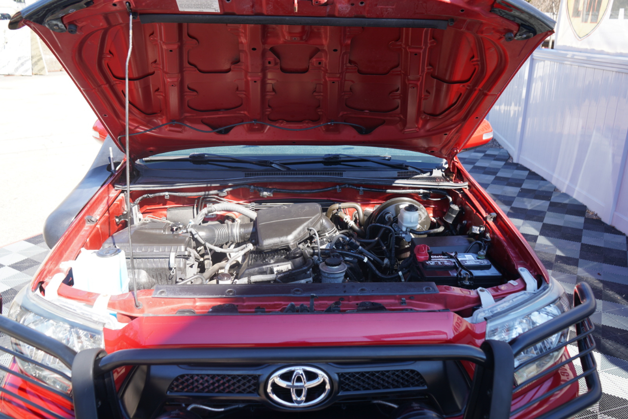 Toyota Tacoma 4WD Access Cab I4 AT (Natl) 2015