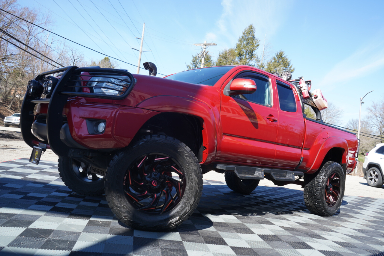 Toyota Tacoma 4WD Access Cab I4 AT (Natl) 2015