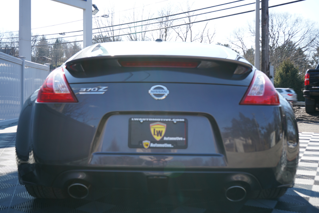 Nissan 370Z 2dr Cpe Manual Touring 2010