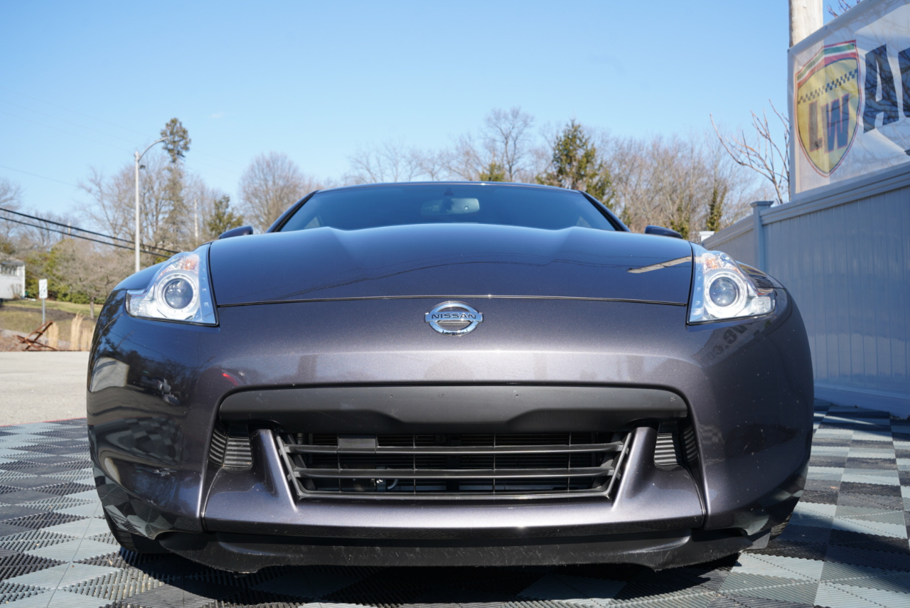 Nissan 370Z 2dr Cpe Manual Touring 2010