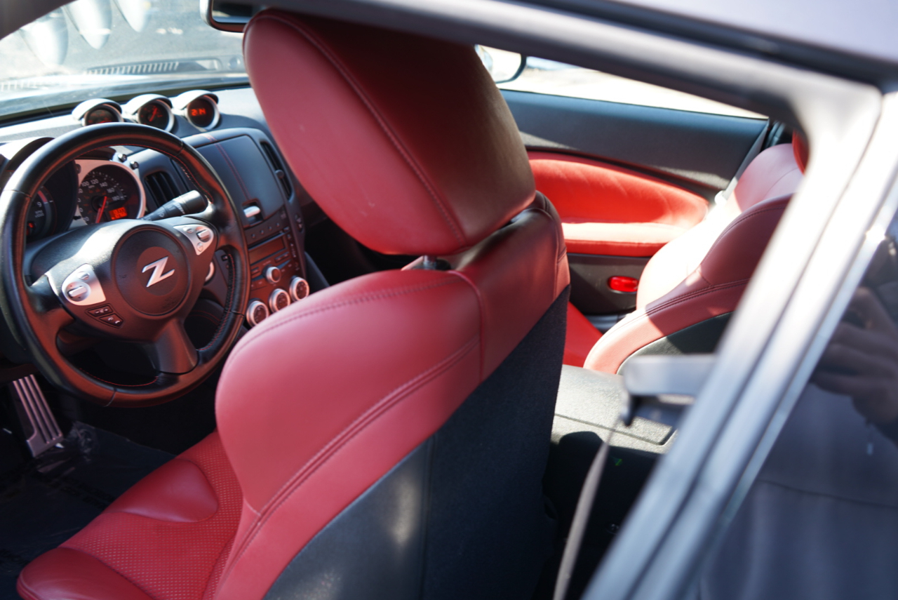 Nissan 370Z 2dr Cpe Manual Touring 2010