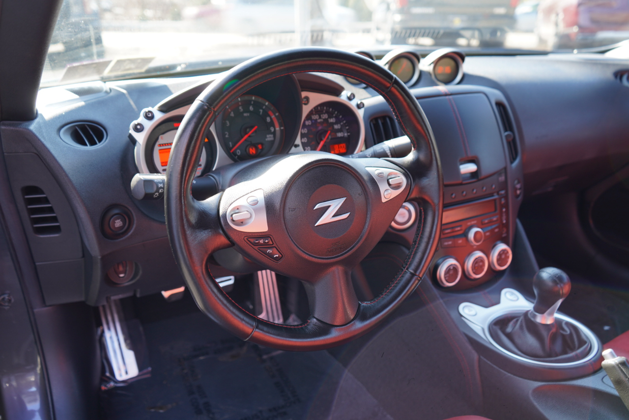 Nissan 370Z 2dr Cpe Manual Touring 2010