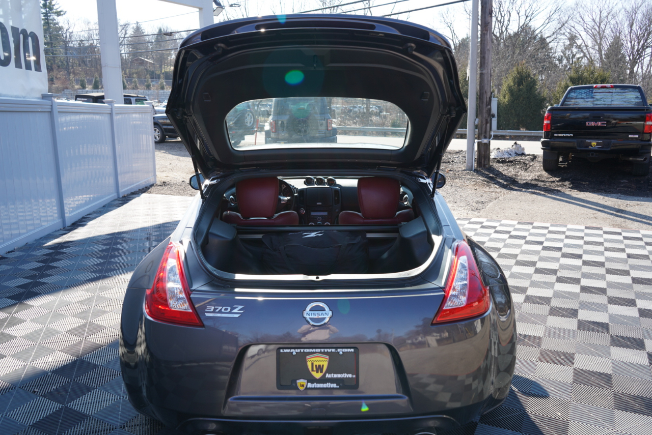 Nissan 370Z 2dr Cpe Manual Touring 2010