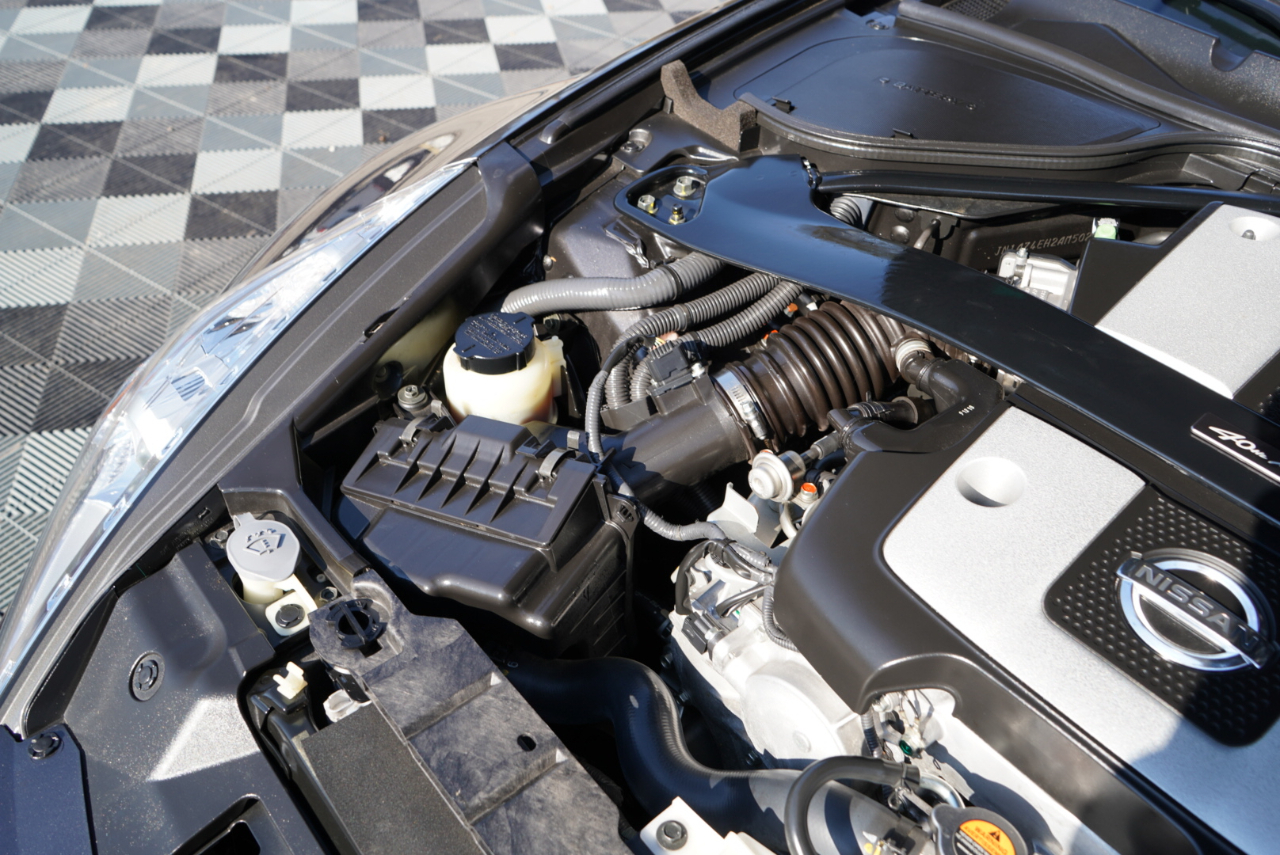 Nissan 370Z 2dr Cpe Manual Touring 2010