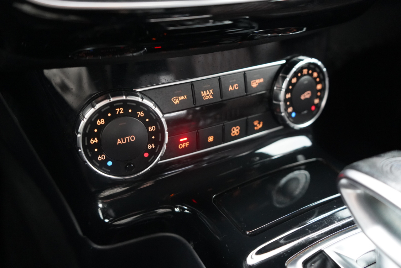 Mercedes-Benz G-Class 4MATIC 4dr G 63 AMG 2013