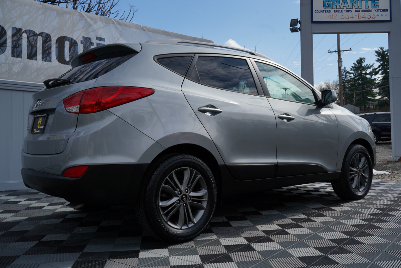 Hyundai Tucson FWD 4dr SE 2015