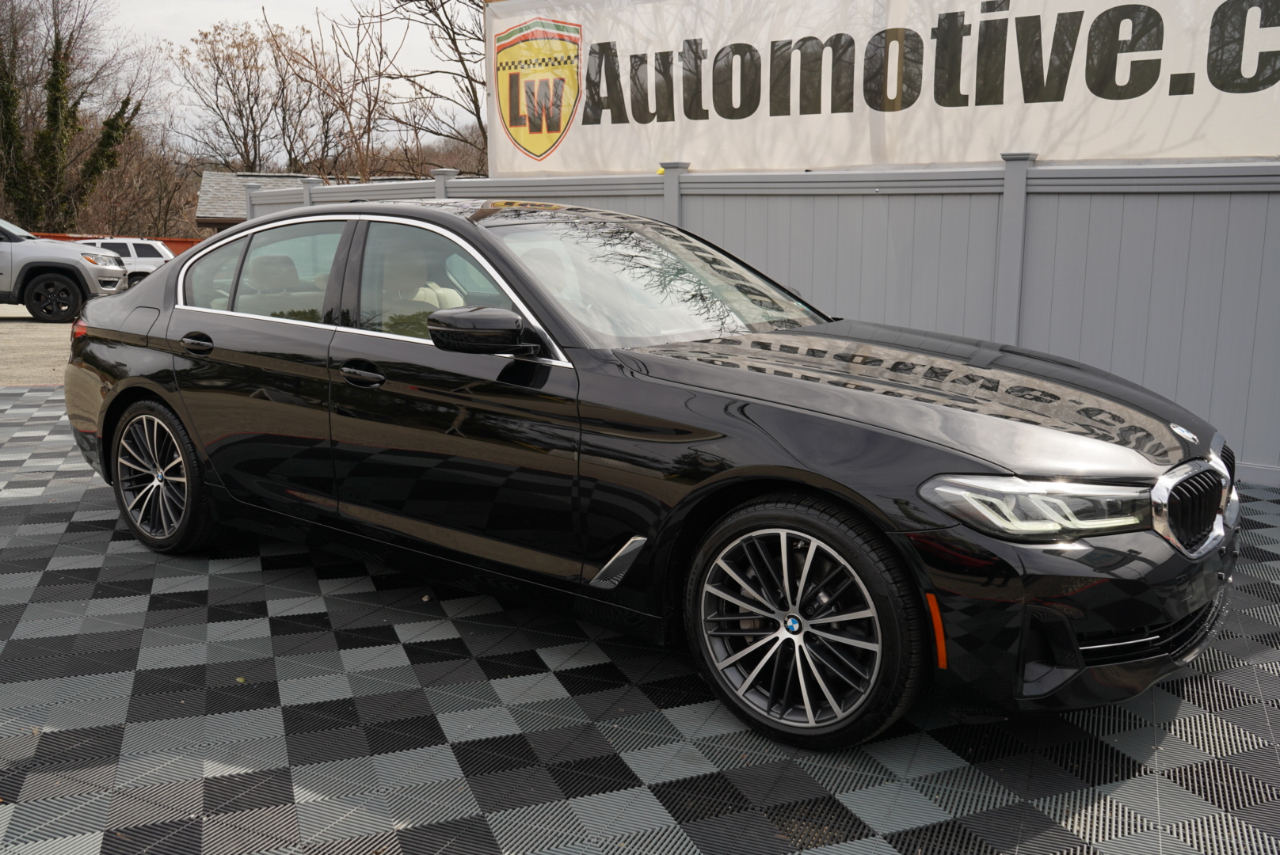BMW 5 Series 530i xDrive Sedan 2021