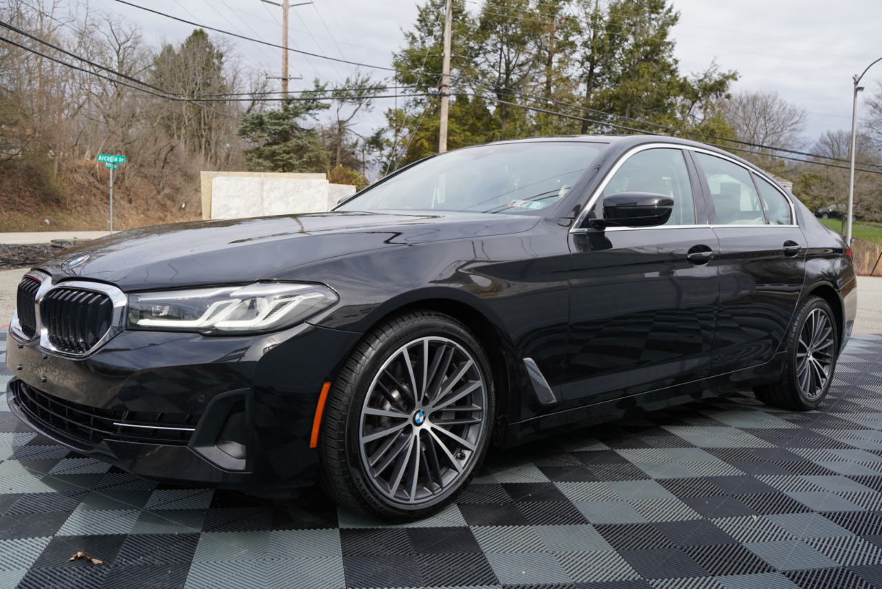 BMW 5 Series 530i xDrive Sedan 2021