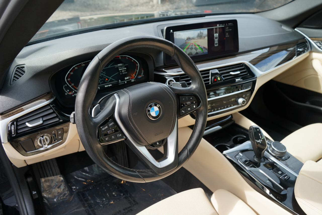 BMW 5 Series 530i xDrive Sedan 2021