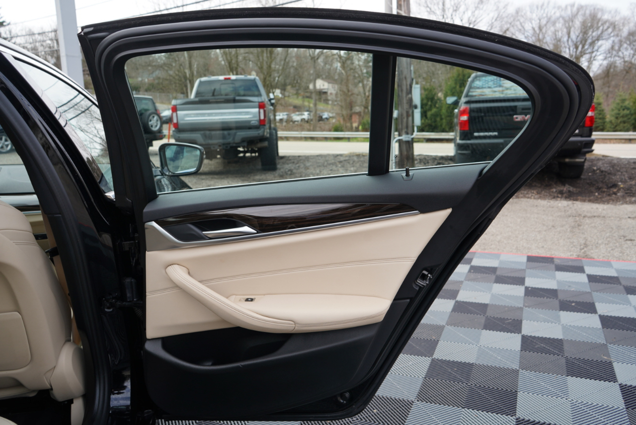 BMW 5 Series 530i xDrive Sedan 2021