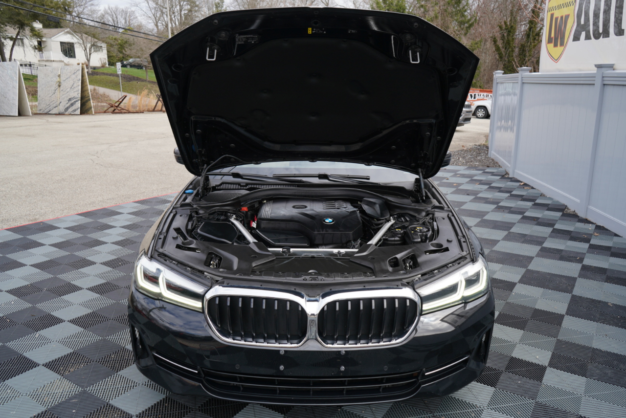 BMW 5 Series 530i xDrive Sedan 2021