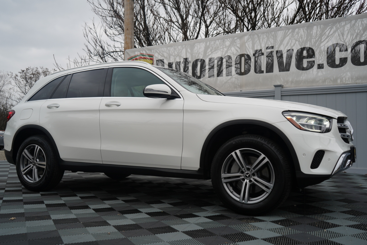 Mercedes-Benz GLC GLC 300 4MATIC SUV 2022