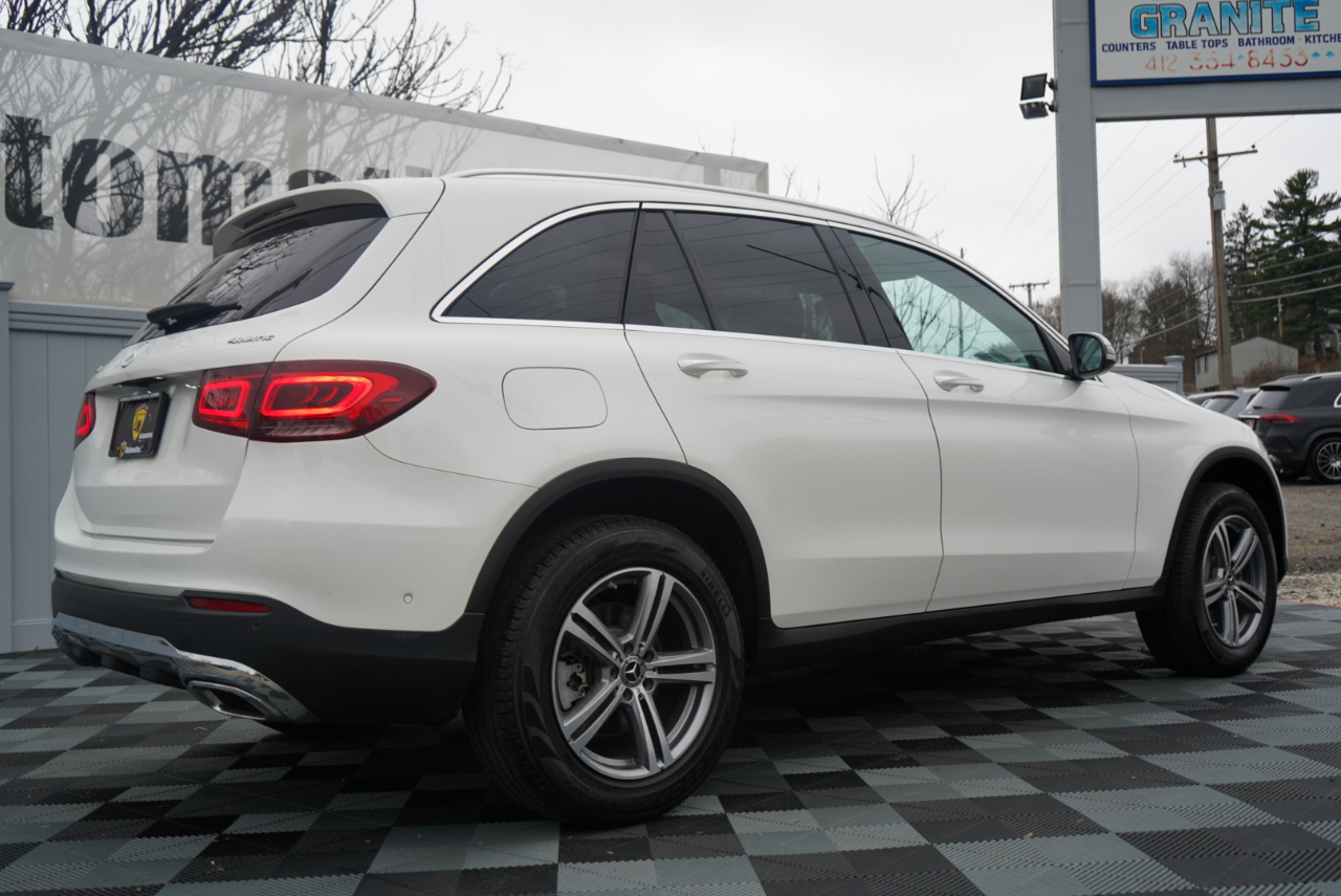 Mercedes-Benz GLC GLC 300 4MATIC SUV 2022