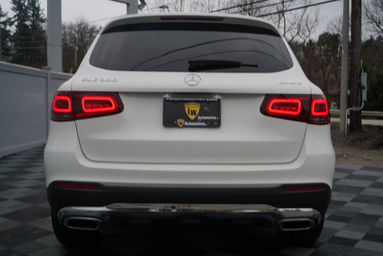 Mercedes-Benz GLC GLC 300 4MATIC SUV 2022