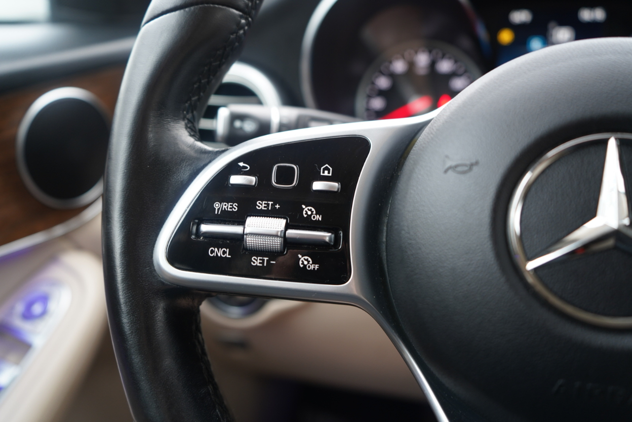 Mercedes-Benz GLC GLC 300 4MATIC SUV 2022