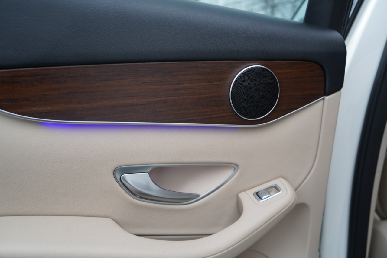 Mercedes-Benz GLC GLC 300 4MATIC SUV 2022