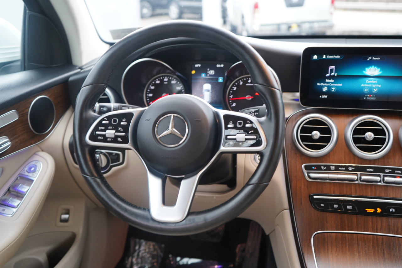 Mercedes-Benz GLC GLC 300 4MATIC SUV 2022