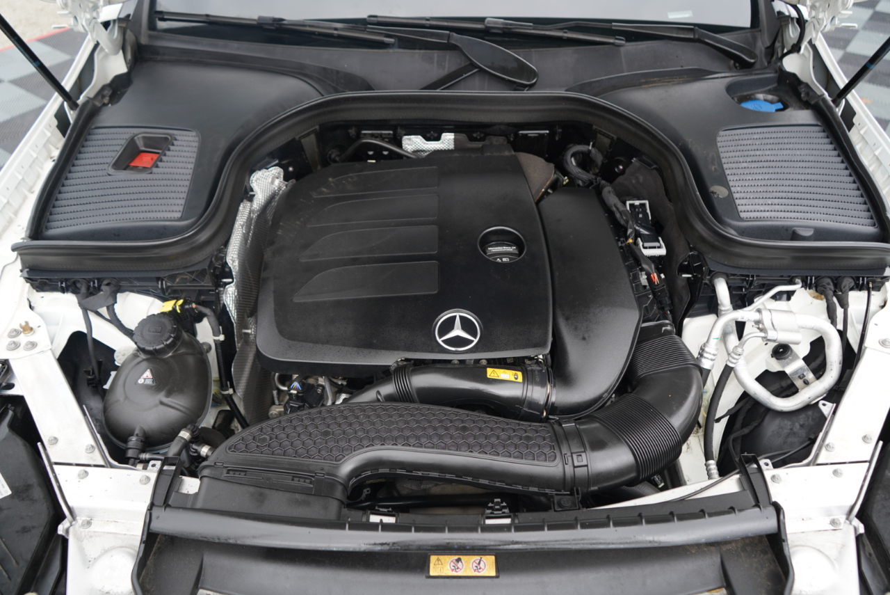 Mercedes-Benz GLC GLC 300 4MATIC SUV 2022