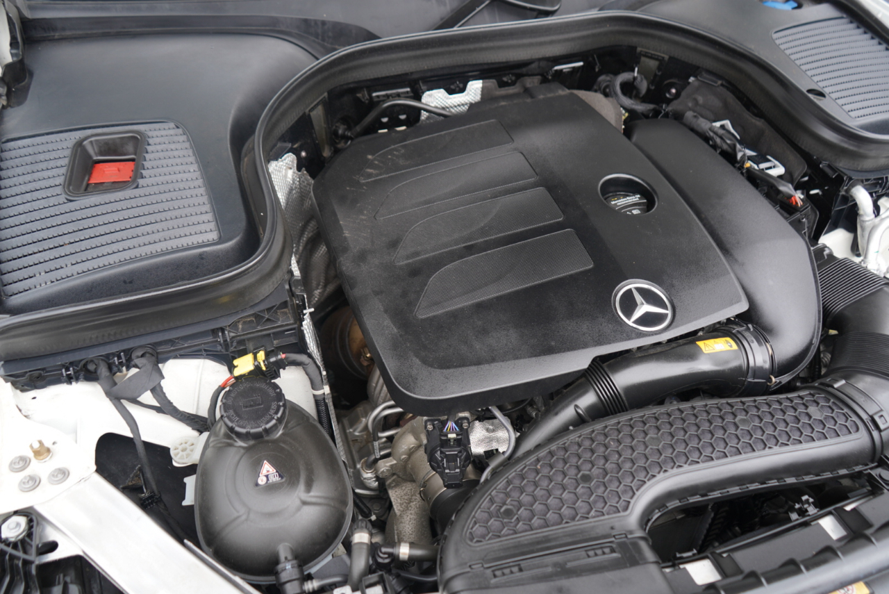 Mercedes-Benz GLC GLC 300 4MATIC SUV 2022