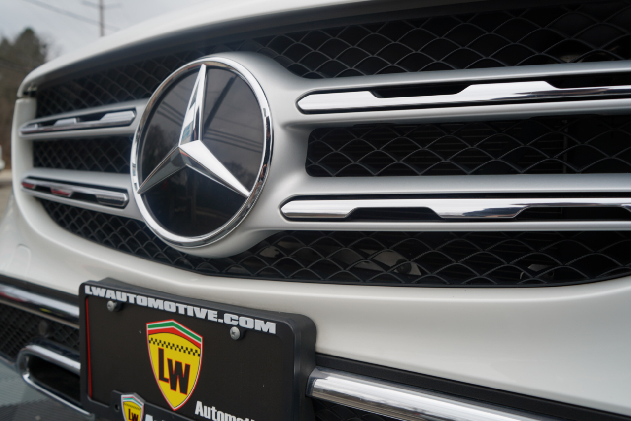 Mercedes-Benz GLC GLC 300 4MATIC SUV 2022