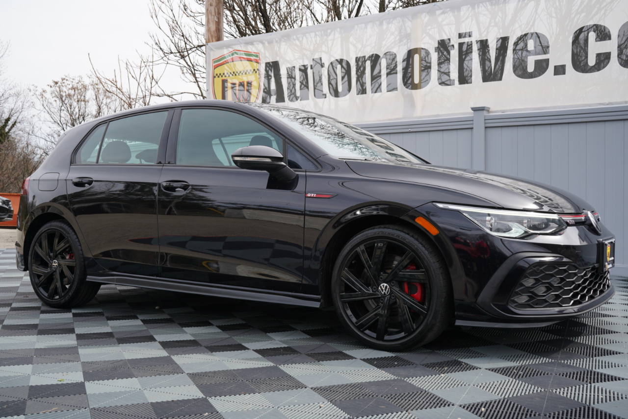 Volkswagen Golf GTI 2.0T SE DSG 2022