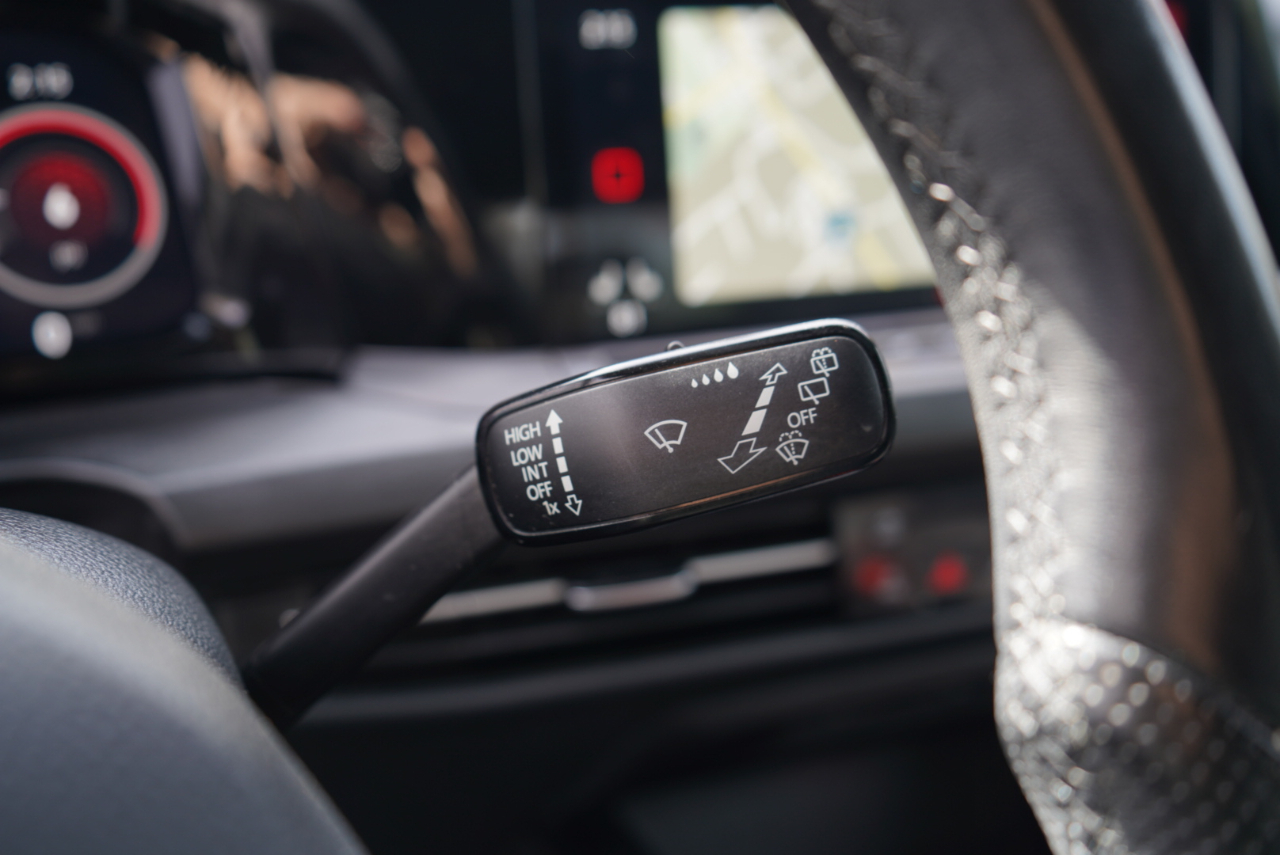 Volkswagen Golf GTI 2.0T SE DSG 2022