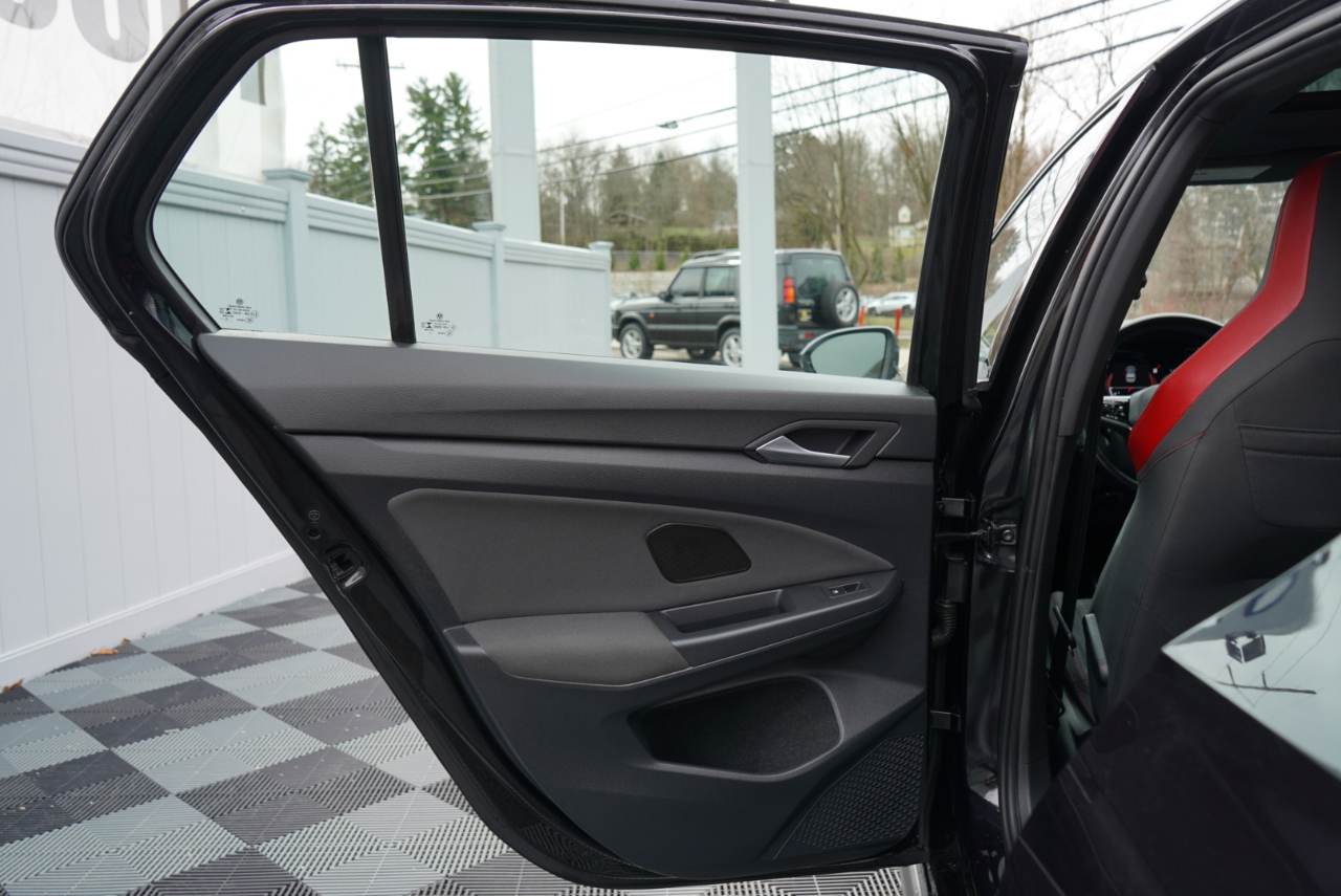 Volkswagen Golf GTI 2.0T SE DSG 2022