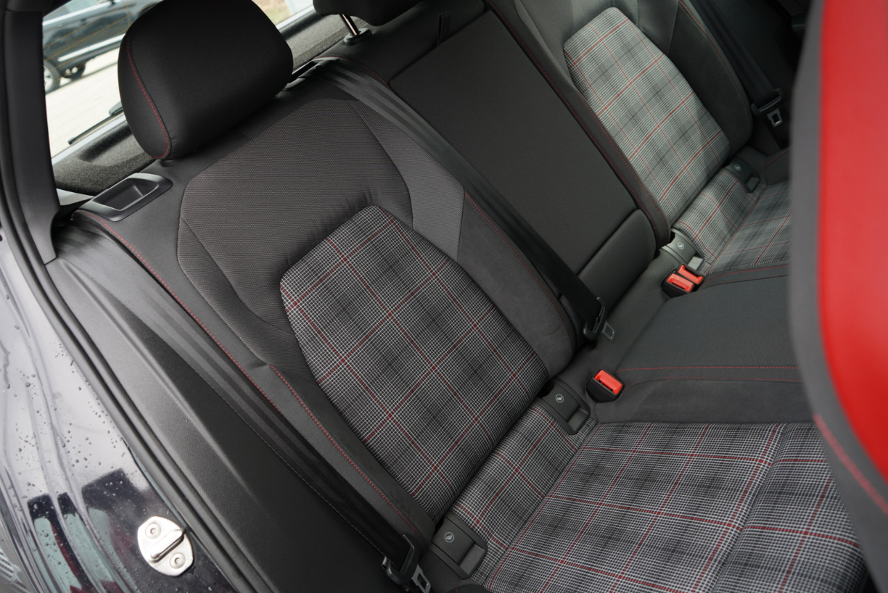 Volkswagen Golf GTI 2.0T SE DSG 2022