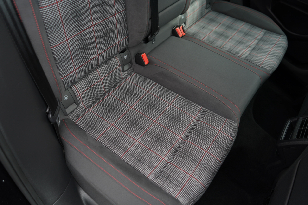 Volkswagen Golf GTI 2.0T SE DSG 2022