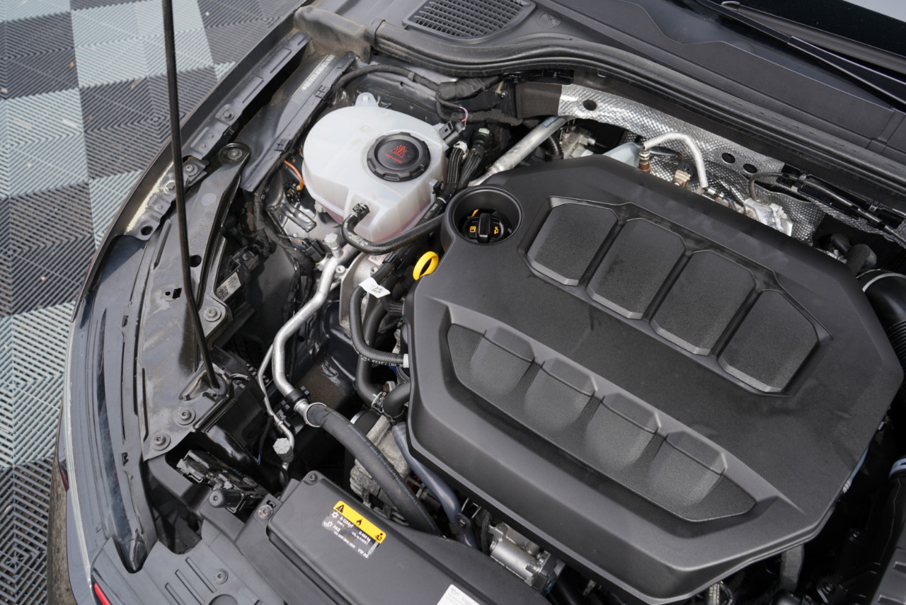 Volkswagen Golf GTI 2.0T SE DSG 2022