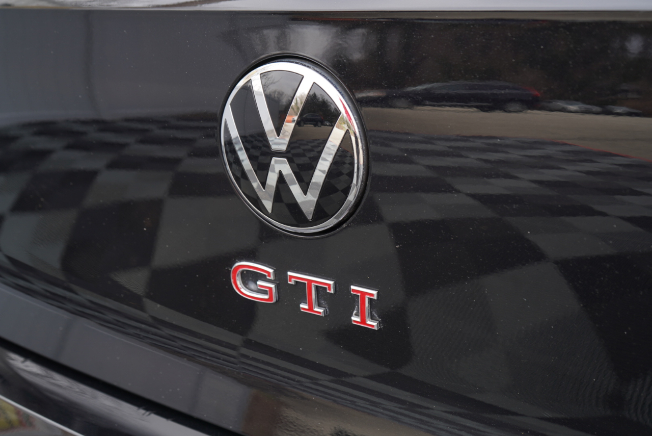 Volkswagen Golf GTI 2.0T SE DSG 2022