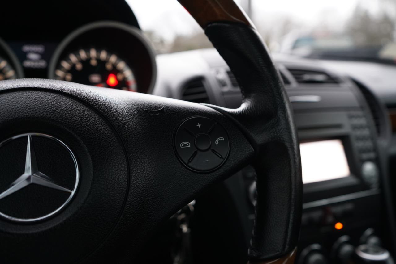 Mercedes-Benz SLK-Class 2dr Roadster 3.0L 2009