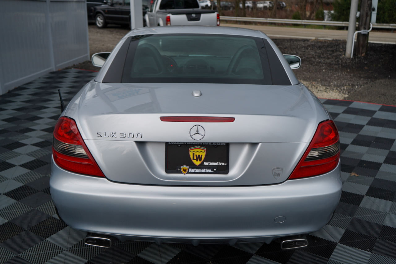 Mercedes-Benz SLK-Class 2dr Roadster 3.0L 2009