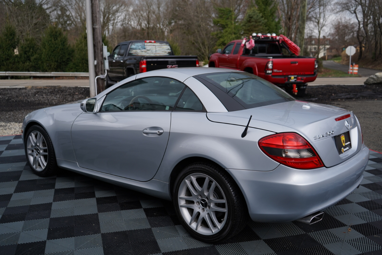 Mercedes-Benz SLK-Class 2dr Roadster 3.0L 2009