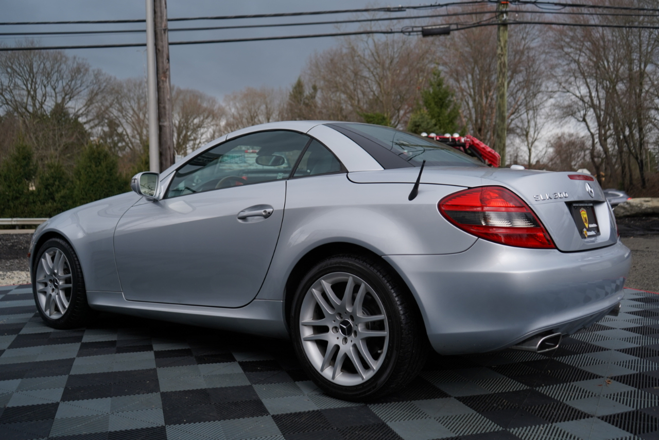 Mercedes-Benz SLK-Class 2dr Roadster 3.0L 2009