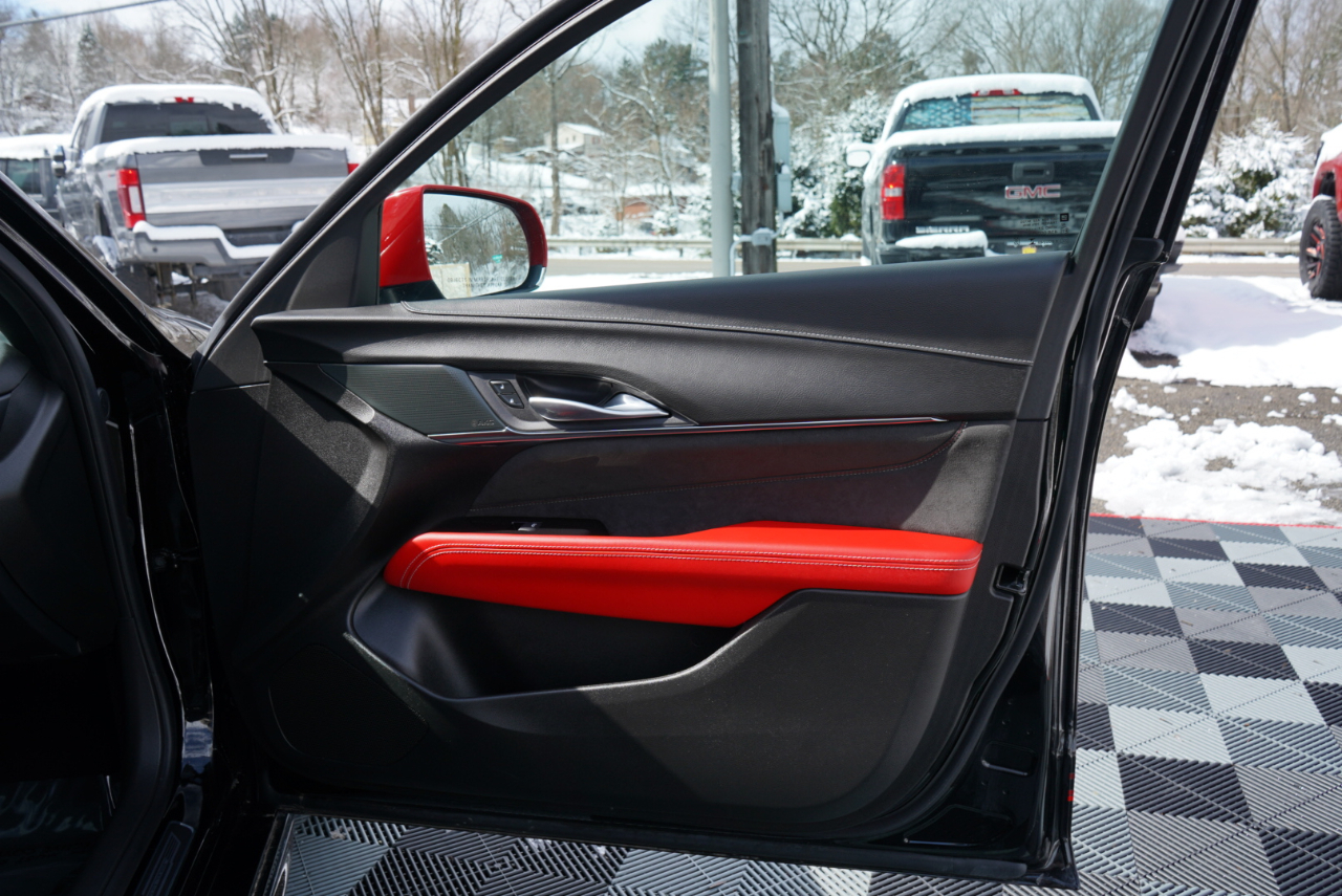 Cadillac CT4-V 4dr Sdn Blackwing 2024