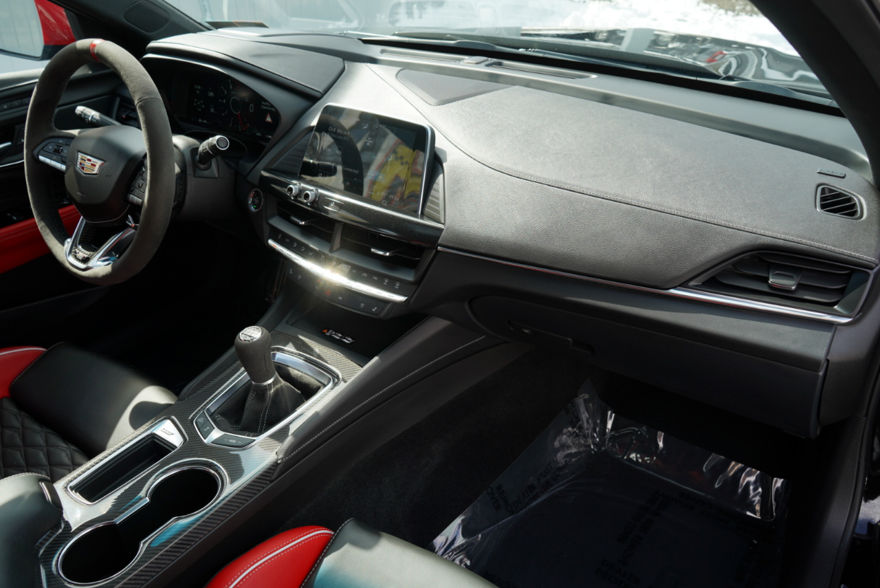 Cadillac CT4-V 4dr Sdn Blackwing 2024