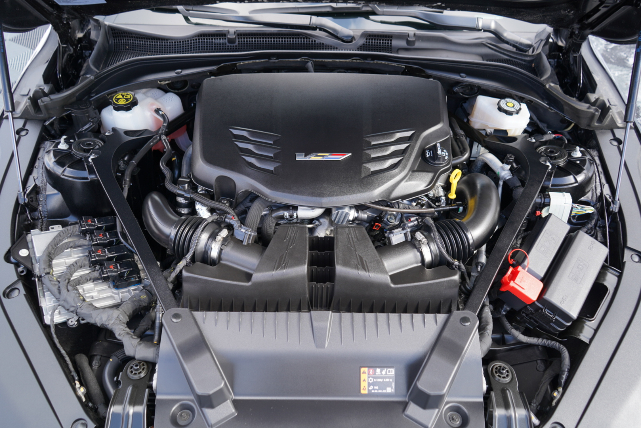 Cadillac CT4-V 4dr Sdn Blackwing 2024