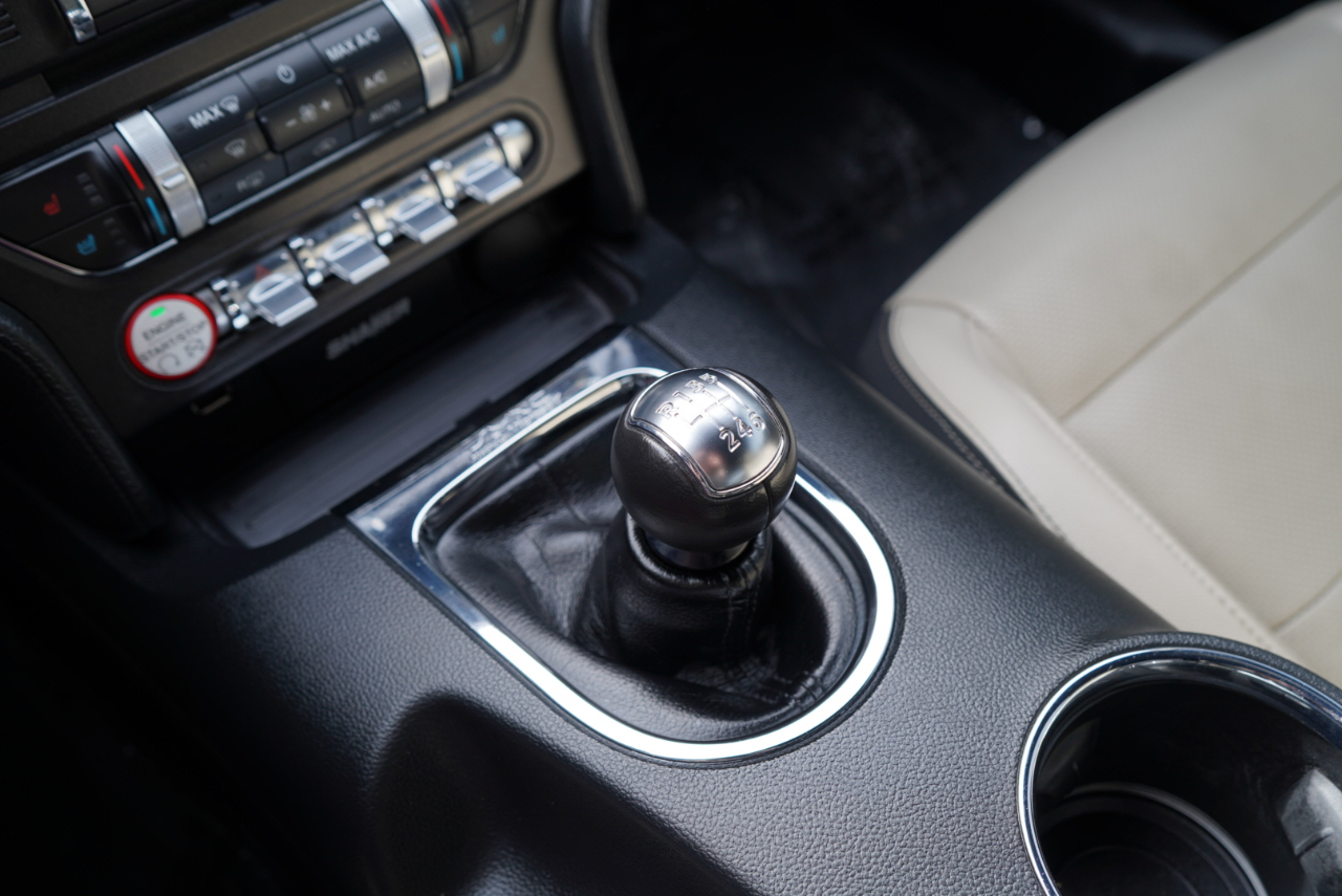 Ford Mustang 2dr Conv GT Premium 2015