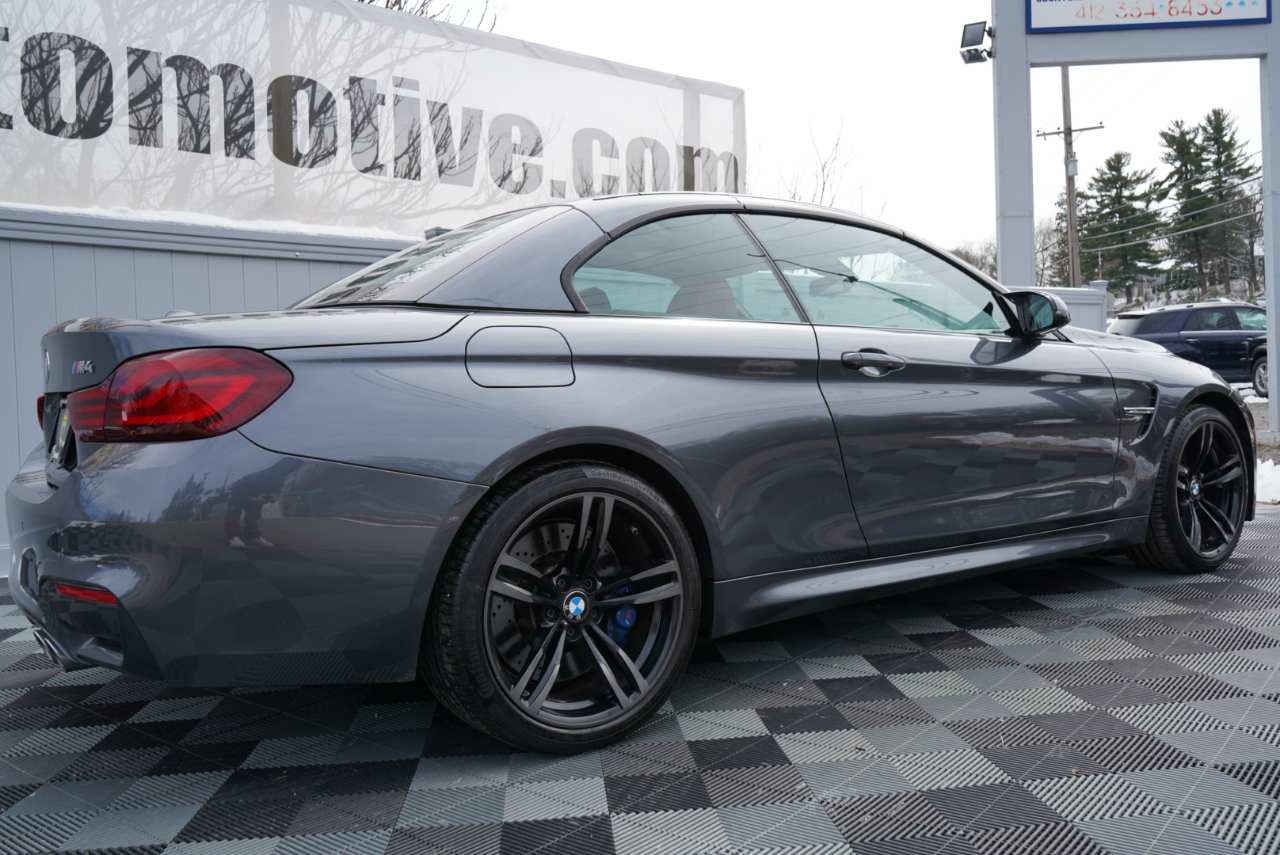 BMW M4 Convertible 2020