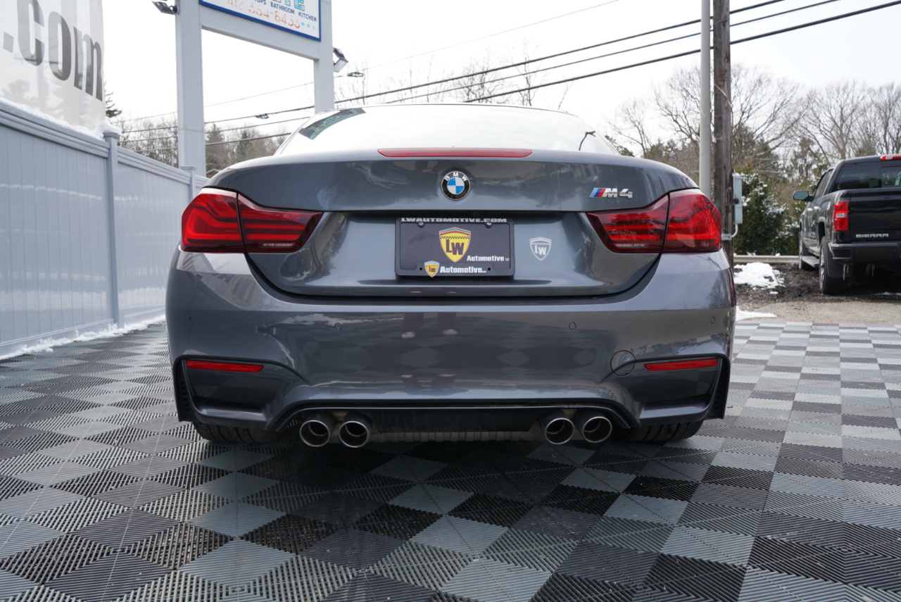 BMW M4 Convertible 2020