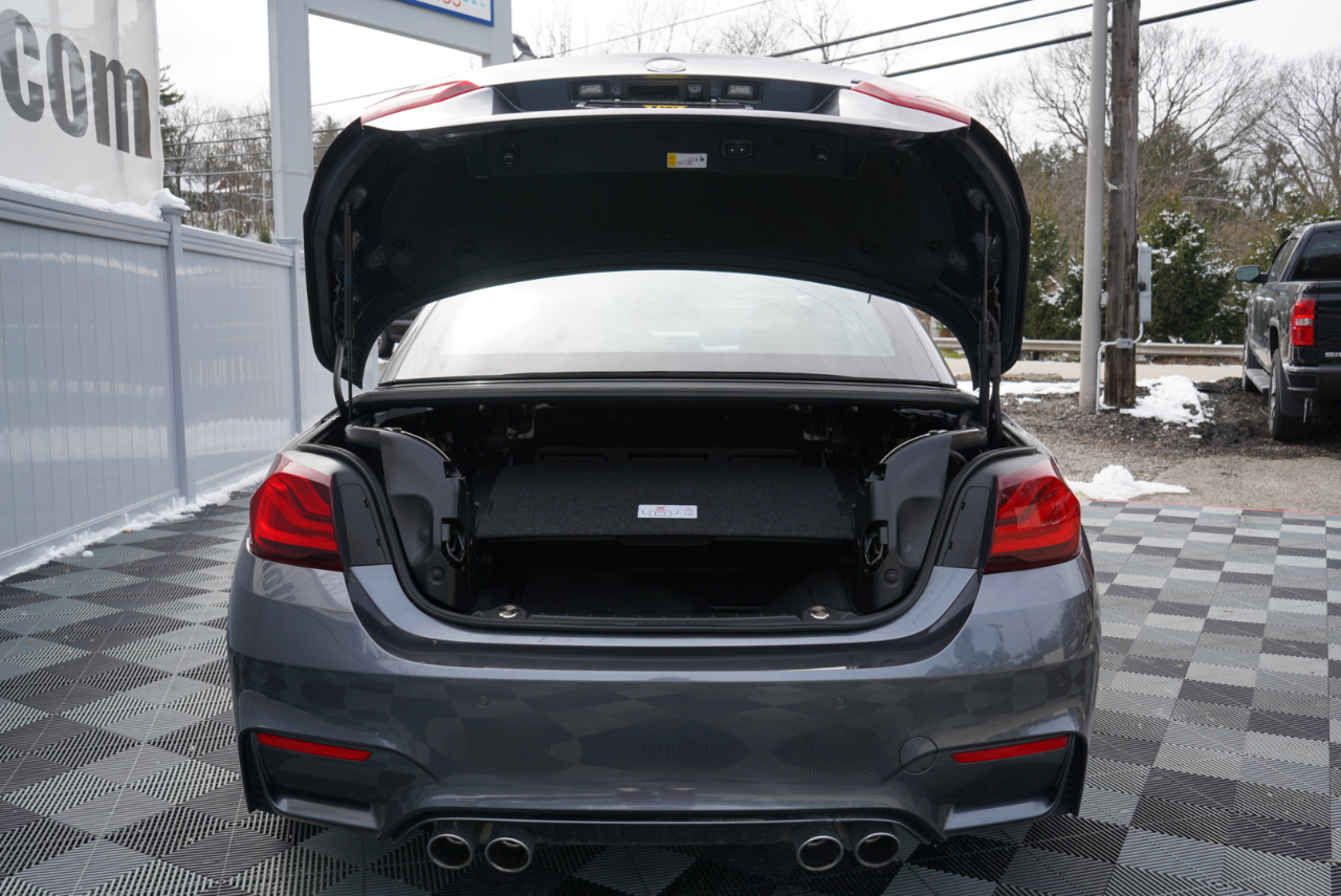 BMW M4 Convertible 2020