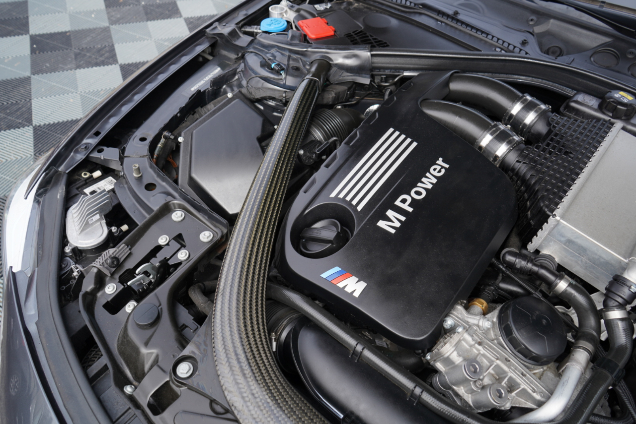 BMW M4 Convertible 2020