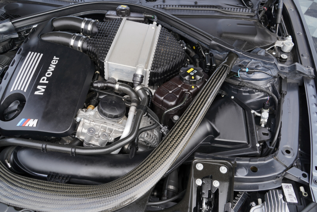 BMW M4 Convertible 2020