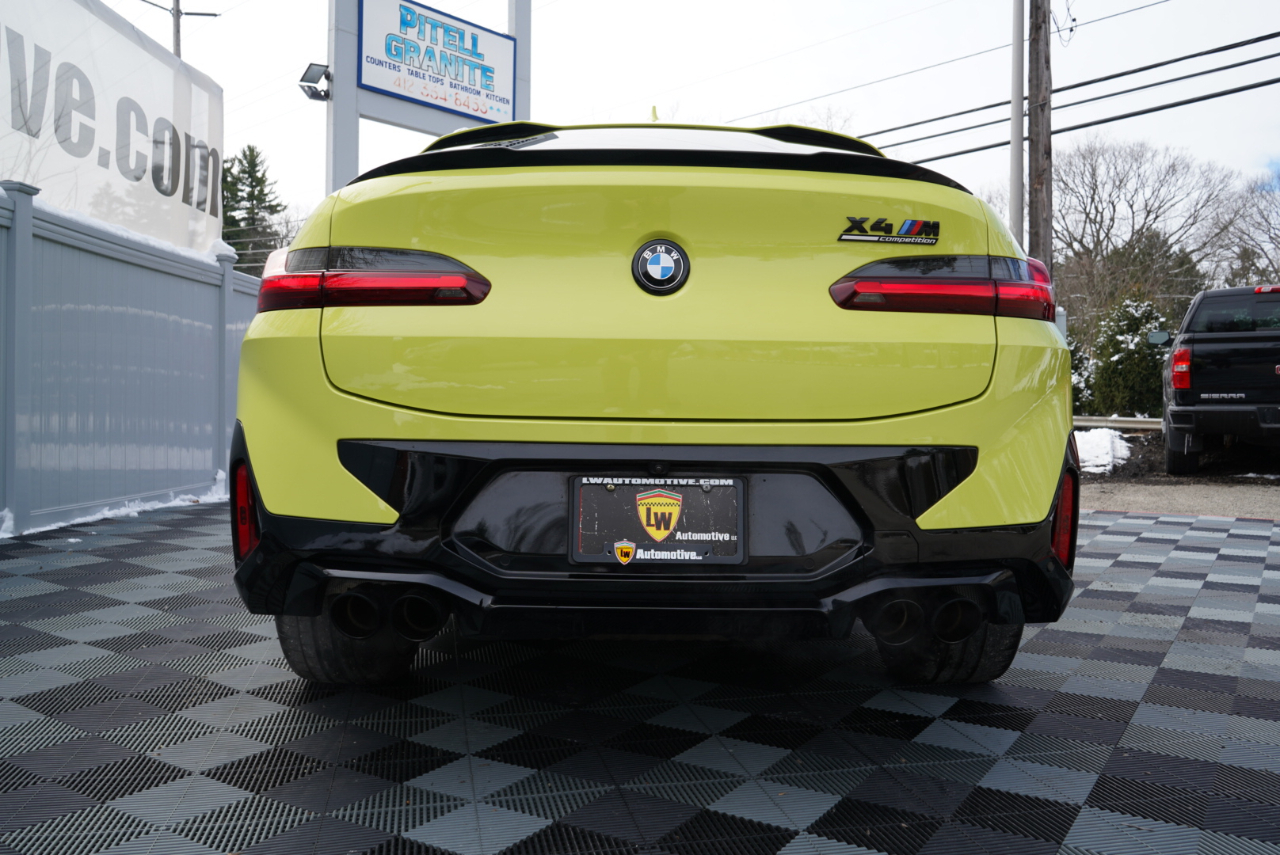 BMW X4 M Sports Activity Coupe 2023