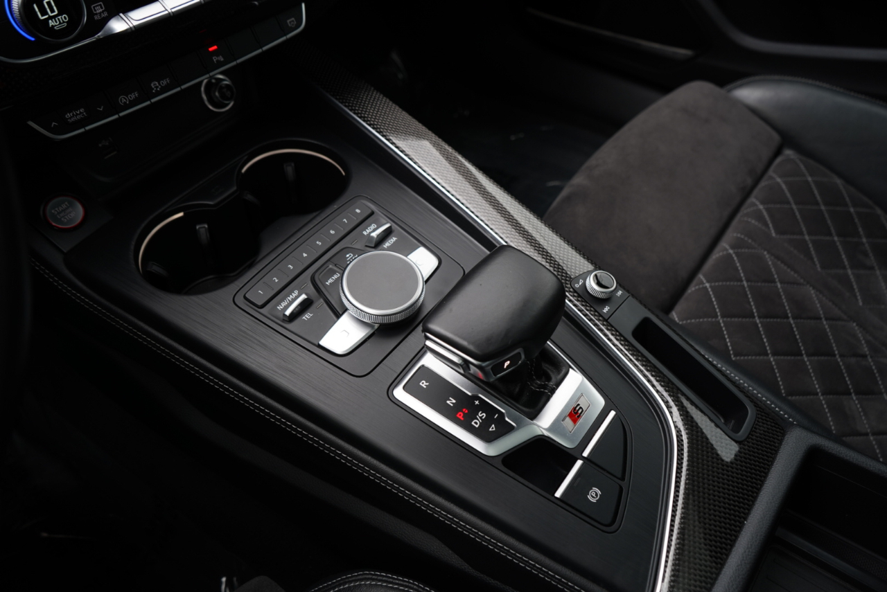 Audi S4 Premium Plus 3.0 TFSI quattro 2019