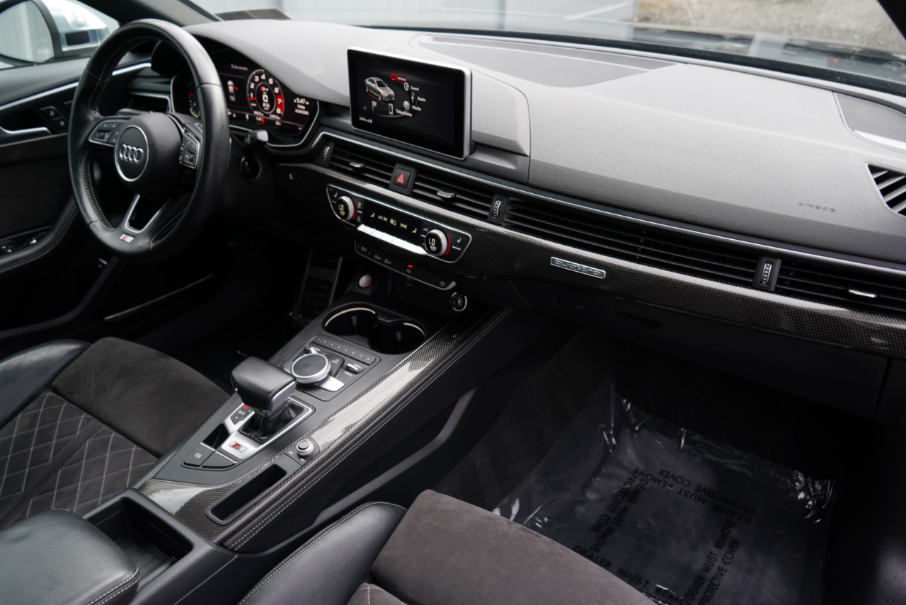 Audi S4 Premium Plus 3.0 TFSI quattro 2019