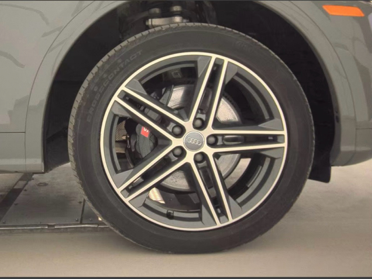 Audi SQ5 Premium Plus 3.0 TFSI quattro 2020