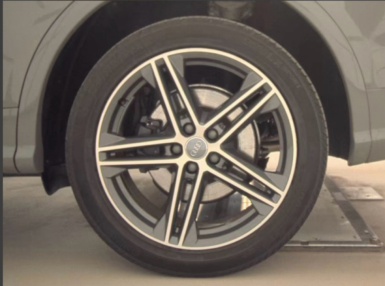 Audi SQ5 Premium Plus 3.0 TFSI quattro 2020